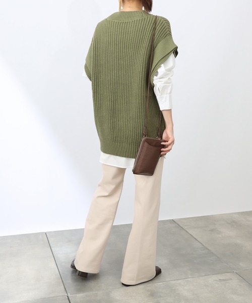 COLONY 2139(コロニートゥーワンスリーナイン)の「コットンブレンドバルキーニットベスト&シャツセット(シャツ/ブラウス・レディース・ブラック/ベージュ/グレー/カーキ・FREE)」の11枚目の写真