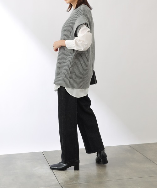 COLONY 2139(コロニートゥーワンスリーナイン)の「コットンブレンドバルキーニットベスト&シャツセット(シャツ/ブラウス・レディース・ブラック/ベージュ/グレー/カーキ・FREE)」の10枚目の写真