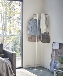 tower（タワー）の「山崎実業【TOWER/タワー】 CONER COAT HANGER コートハンガー（家具・キッズ）」
