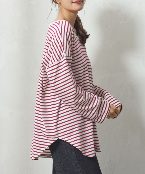 KOBE LETTUCE（コウベレタス）の「前後2wayボーダービッグシルエットロンT（Tシャツ/カットソー・レディース・ブラック×ホワイト/ホワイト×グリーン/ホワイト×ピンク/ホワイト×ブラック/ブラウン系その他/パープル系その他/イエロー系その他/ベージュ系その他/ブルー系その他・FREE）」の4枚目の写真