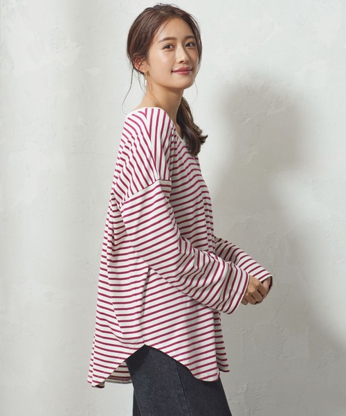 KOBE LETTUCE（コウベレタス）の「前後2wayボーダービッグシルエットロンT（Tシャツ/カットソー・レディース・ブラック×ホワイト/ホワイト×グリーン/ホワイト×ピンク/ホワイト×ブラック/ブラウン系その他/パープル系その他/イエロー系その他/ベージュ系その他/ブルー系その他・FREE）」の15枚目の写真