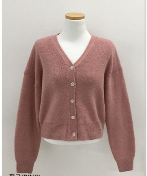 BEIDELLI（ベイデリー）の「[BELLIDE MADE] デイリーVネックニットカーディガン（カーディガン/ボレロ・レディース・アイボリー/ブラック/ベージュ/スカイブルー/イエロー/ピンク/レッド・FREE）」の21枚目の写真