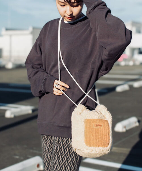 UNIVERSAL OVERALL（ユニバーサルオーバーオール）の「【UNIVERSAL OVERALL/ユニバーサルオーバーオール】ボア×コーデュロイ巾着（ショルダーバッグ・メンズ・ブラウン/ブラック/ベージュ・FREE）」の10枚目の写真