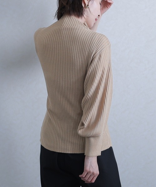 ElegChic(エレグシック)の「リブニットボトルネックトップス(ニット/セーター・レディース・ブラック/オフホワイト/ベージュ・MEDIUM/X-LARGE/XXX-LARGE)」の19枚目の写真