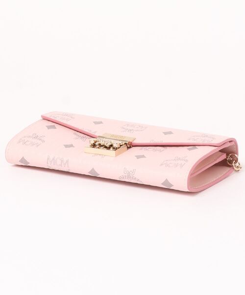 MCM(エムシーエム)クロスボディ ウォレット斜め掛け長財布 MCM（エムシーエム）の「MCM/エムシーエム/〈パトリシア〉クロスボディ