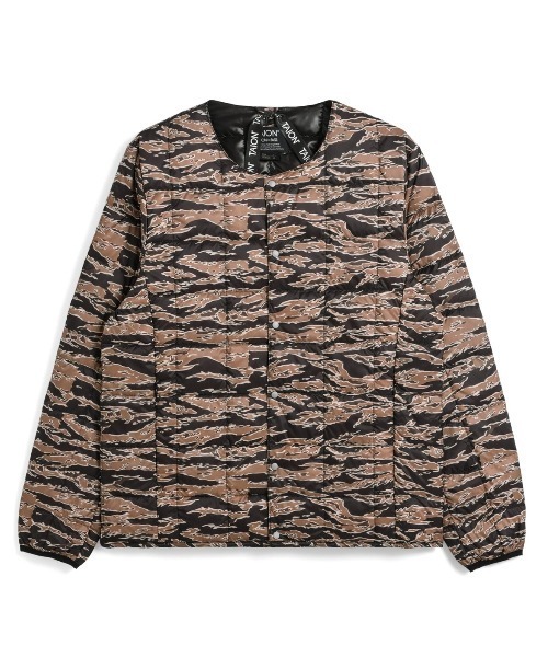 TAION(タイオン)の「【TAION】タイオン CREW NECK BUTTON DOWN JKT TAION-104(ノーカラージャケット・メンズ・グレー系その他/グリーン系その他/ブルー系その他/ブラック系その他/ミント/ベージュ/ネイビー/ダークブラウン/グレー/サンドベージュ/パープル系その他/ブラック/オリーブ/カーキ/オフホワイト/ネイビー系/ベージュ系その他/ブルー系その他2/その他1/レオパード/その他2/その他3/グレー系その他2/ダークグリーン・LARGE/X-LARGE/MEDIUM/SMALL)」の21枚目の写真