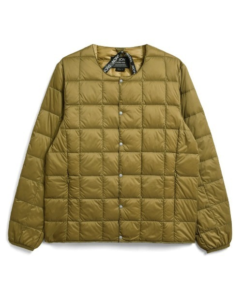 TAION(タイオン)の「【TAION】タイオン CREW NECK BUTTON DOWN JKT TAION-104(ノーカラージャケット・メンズ・グレー系その他/グリーン系その他/ブルー系その他/ブラック系その他/ミント/ベージュ/ネイビー/ダークブラウン/グレー/サンドベージュ/パープル系その他/ブラック/オリーブ/カーキ/オフホワイト/ネイビー系/ベージュ系その他/ブルー系その他2/その他1/レオパード/その他2/その他3/グレー系その他2/ダークグリーン・LARGE/X-LARGE/MEDIUM/SMALL)」の1枚目の写真