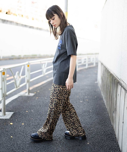 X-girl（エックスガール）の「PREP S/S TEE（Tシャツ/カットソー・レディース・ホワイト/チャコール/ライトグリーン・S/M/L/XL）」の14枚目の写真