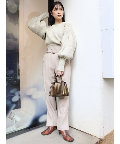 MURUA（ムルーア）の「ハイウエストストレートパンツ（スラックス・レディース・イエロー/アイボリー・1/2）」の18枚目の写真