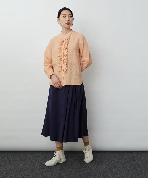 LOISIR（ロワズィール）の「グランジリネンスタンドカラーフリルシャツ 