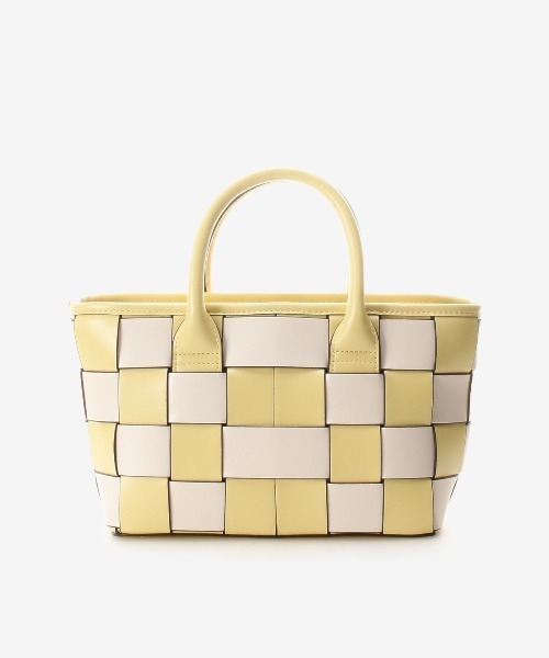 & chouette（アンドシュエット）の「編み込みトート（トートバッグ・レディース・イエロー/グレイッシュベージュ/ミント・FREE）」の17枚目の写真