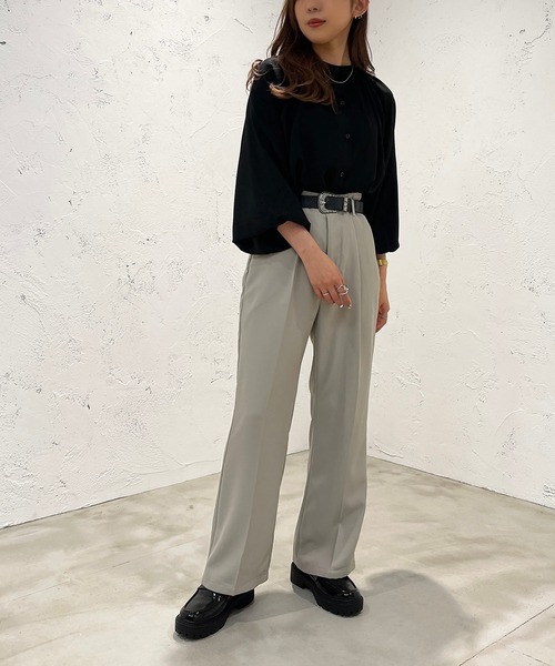apres jour mignon（アプレジュールミニョン）の「ギャザーバンドカラーシャツ【ZOZOTOWN限定アイテム】（シャツ/ブラウス・レディース・オフホワイト/ブルー系その他/ブラック・X-LARGE/フリー）」の17枚目の写真