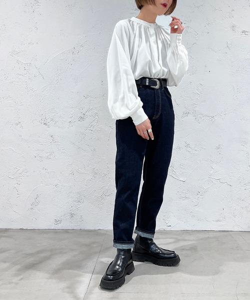 apres jour mignon（アプレジュールミニョン）の「ギャザーバンドカラーシャツ【ZOZOTOWN限定アイテム】（シャツ/ブラウス・レディース・オフホワイト/ブルー系その他/ブラック・X-LARGE/フリー）」の8枚目の写真