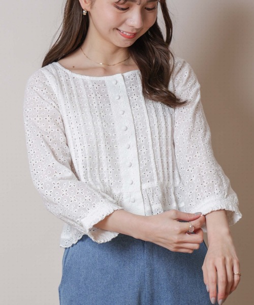 flower（フラワー）の「サマリーブラウス（シャツ/ブラウス・レディース・ホワイト/ブルー・FREE）」の2枚目の写真