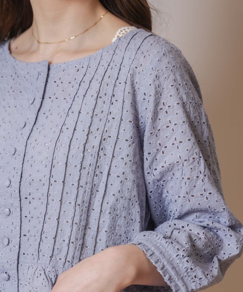 flower（フラワー）の「サマリーブラウス（シャツ/ブラウス・レディース・ホワイト/ブルー・FREE）」の18枚目の写真