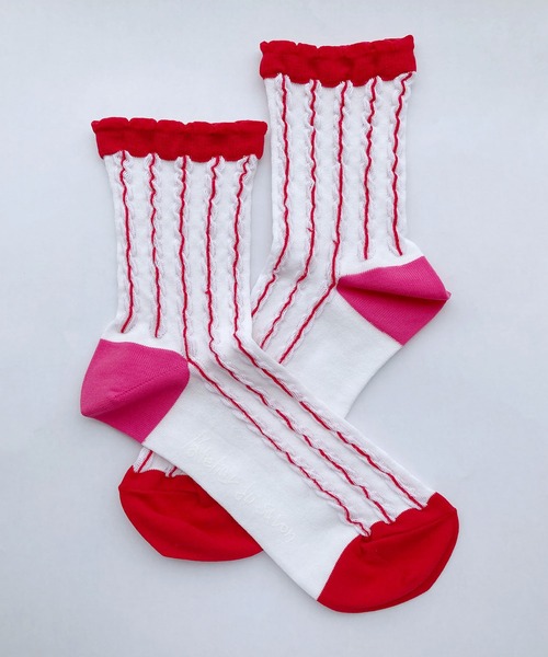 l'atelier du savon(アトリエドサボン)の「ぽこぽこストライプ くつ下(ソックス/靴下・レディース・ブラック/レッド・FREE)」の4枚目の写真