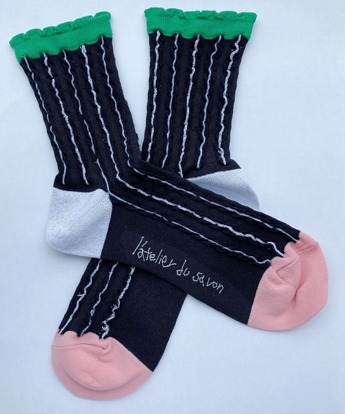 l'atelier du savon(アトリエドサボン)の「ぽこぽこストライプ くつ下(ソックス/靴下・レディース・ブラック/レッド・FREE)」の5枚目の写真