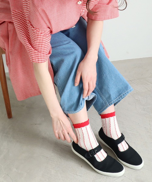 l'atelier du savon(アトリエドサボン)の「ぽこぽこストライプ くつ下(ソックス/靴下・レディース・ブラック/レッド・FREE)」の11枚目の写真