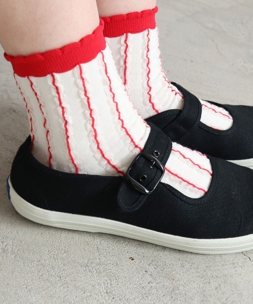 l'atelier du savon(アトリエドサボン)の「ぽこぽこストライプ くつ下(ソックス/靴下・レディース・ブラック/レッド・FREE)」の8枚目の写真