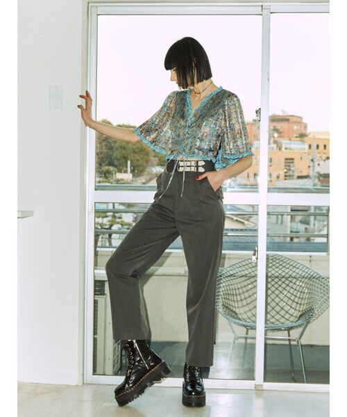 jouetie(ジュエティ)の「ウエストベルトタックパンツ(その他パンツ・レディース・ブラック/グレー/ピンク/その他1・MEDIUM)」の16枚目の写真