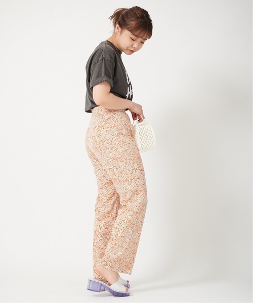 U by SPICK&SPAN(ユーバイスピックアンドスパン)の「フラワーパンツ◆(その他パンツ・レディース・オレンジ・38/34/36)」の8枚目の写真
