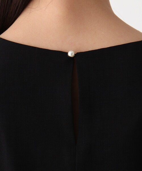 OPAQUE.CLIP（オペークドットクリップ）の「◆ウーリッシュドライストレッチ ぺプラムタックブラウス【WEB限定カラー・サイズ】（シャツ/ブラウス・レディース・ブラウン系その他5/ブルー/オフホワイト/レンガ/ブラック/ライトベージュ・40/38/42）」の11枚目の写真