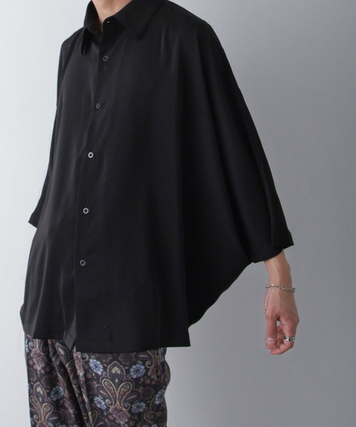 NILWAY（ニルウェイ）の「ケアフリートロミオーバーサイズドルマンレギュラーカラーシャツ（シャツ/ブラウス・メンズ・ライトグレー/ブラック/ネイビー/オフホワイト/ブルー/チャコール/ダークグリーン・MEDIUM/LARGE）」の15枚目の写真