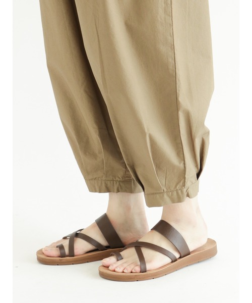Samansa Mos2（サマンサ モスモス）の「裾タックテーパードパンツ（その他パンツ・レディース・カーキ/ネイビー/ベージュ・ﾌﾘ-）」の7枚目の写真