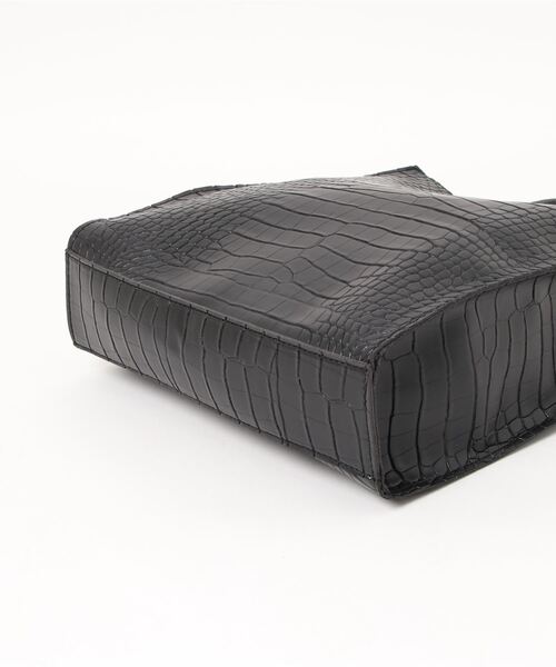 ANAP（アナップ）の「クロコデザイントートバッグ（トートバッグ・レディース・ブラック/ライトベージュ・FREE）」の3枚目の写真