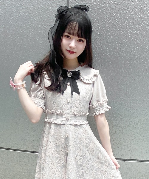 ROJITA（ロジータ）の「ビジュブローチ付き総レース半袖ワンピース 