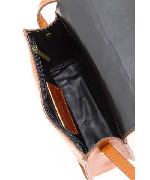 AULENTTI（オウレンティ）の「◆【AULENTTI】レザーバッグ（ショルダーバッグ・レディース・イエロー・ﾌﾘ-）」の17枚目の写真