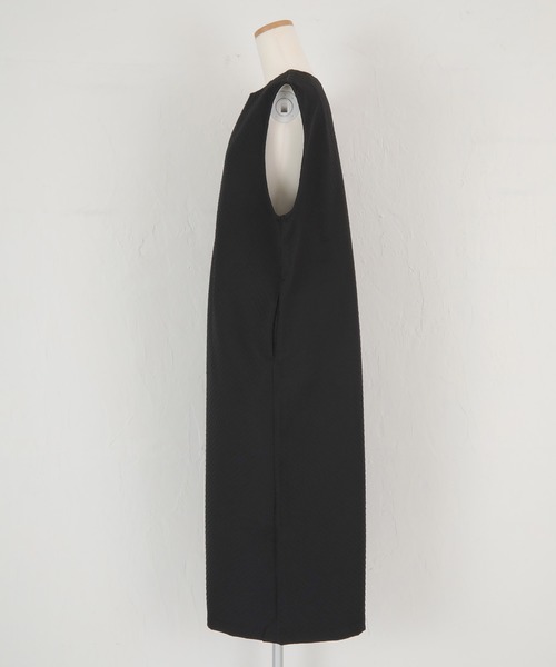 titivate（ティティベイト）の「ふくれキルトジャンパースカート（ジャンパースカート・レディース・ブラック/ホワイト系その他・M）」の11枚目の写真