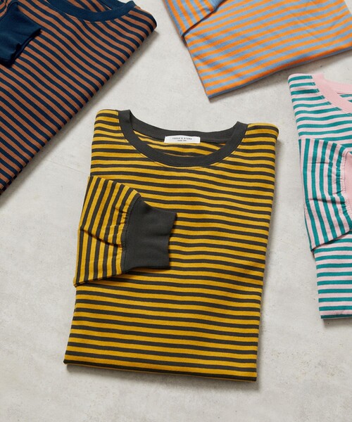 FREAK'S STORE(フリークスストア)の「【限定展開】ビックシルエットボーダーロングスリーブTシャツ(Tシャツ/カットソー・レディース・ネイビー/ブルー/ピンク/オフホワイト/チャコール/ブラック/ベージュ/イエロー/パープル・フリ-)」の4枚目の写真