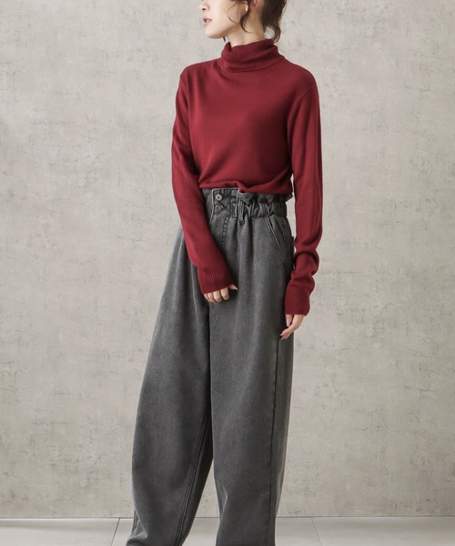 NAVY(ネイビー)の「無地カシミヤタッチタートルネック洗えるニットプルオーバー(ニット/セーター・レディース・グレイッシュベージュ/ホワイト/ブラック/レッド/ブルー・L/M)」の11枚目の写真