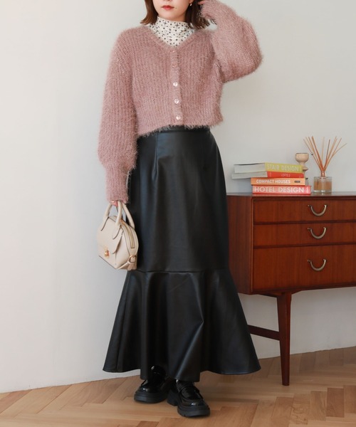 archives(アルシーヴ)の「フェイクレザーマーメイドスカート(スカート・レディース・ブラック/ベージュ/ブラウン・MEDIUM)」の7枚目の写真