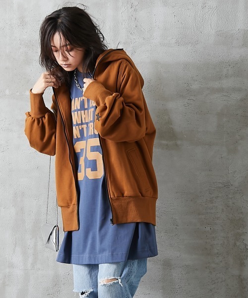 GEVS.(ジェイヴィス)の「<大きいサイズ> 裏毛パフスリーブフルジップアップパーカー GEVS.(パーカー・レディース・ブラック/モカ・5L/LL/L/3L/4L)」の19枚目の写真