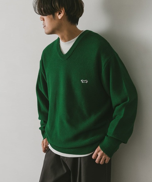 PENNEYS(ぺニーズ)の「『別注』PENNEYS×DOORS THE FOX Vネックニットプルオーバー(ニット/セーター・メンズ・アイボリー/グリーン/ネイビー・MEDIUM/LARGE)」の19枚目の写真