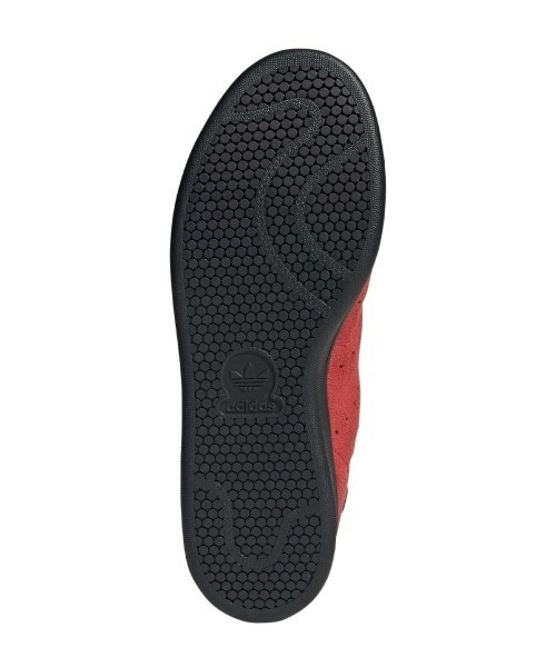 Disney（ディズニー）の「adidas STAN SMITH DISNEY CRUELLA・CAPTAIN