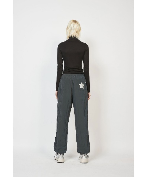 CRANK(クランク)の「A'GAM/9×.kom『CRANK/クランク』WOOL SPAN LETTERING TURTLENECK/レタリングタートルネック(Tシャツ/カットソー・レディース・ホワイト/ブラック/ネイビー・FREE)」の9枚目の写真