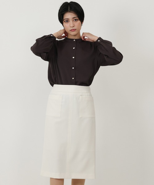 TRUDEA（トルディア）の「マルチボタン使いブラウス（シャツ/ブラウス・レディース・ピンクベージュ/ベージュ/ブラウン/ホワイト/ラベンダー・MEDIUM/SMALL/LARGE）」の16枚目の写真