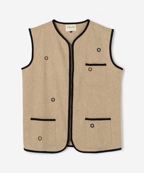 Bshop（ビショップ）の「Tribu-To | ジップベスト FLOWER MEN（ベスト・メンズ・ベージュ・LARGE/MEDIUM）」の7枚目の写真
