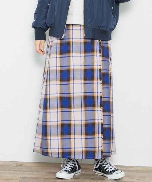 URBAN RESEARCH Sonny Label(アーバンリサーチサニーレーベル)の「ラップチェックプリーツスカート(スカート・レディース・グリーン系その他/ブルー系その他/オレンジ系その他・FREE)」の4枚目の写真