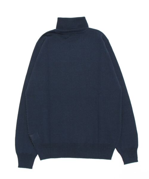 Alexander Julian（アレキサンダージュリアン）の「アレキサンダージュリアンメンズ/ALEXANDER JULIAN:MEN ウォッシャブル ウール混千鳥 タートルニット（ニット/セーター・メンズ・ネイビー・X-LARGE/LARGE/MEDIUM）」の2枚目の写真