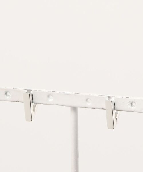 ieLS(イエルズ)の「「ieLS」SV925 シルバー クロッシングピアス(ピアス(両耳用)・メンズ・その他1/その他2/その他3/その他4・ONE SIZE)」の7枚目の写真