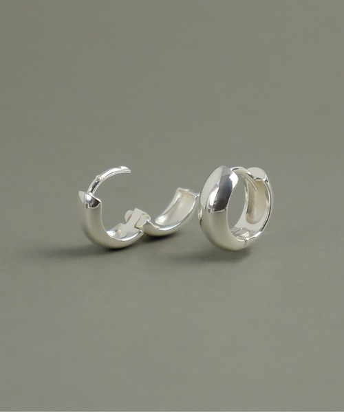 ieLS(イエルズ)の「「ieLS」SV925 シルバー クロッシングピアス(ピアス(両耳用)・メンズ・その他1/その他2/その他3/その他4・ONE SIZE)」の8枚目の写真