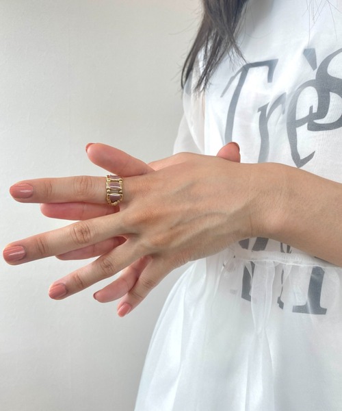 Three Four Time（ｽﾘｰﾌｫｰﾀｲﾑ）の「エポゴムリング（リング・レディース・ホワイト/パープル・FREE）」の6枚目の写真