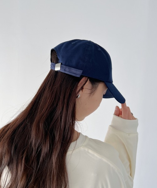 CLEA(クレア)の「全5色/カレッジアーチロゴ刺繍カラーキャップ(キャップ・レディース・ブラック/ネイビー/ベージュ/ホワイト/グリーン・FREE)」の19枚目の写真