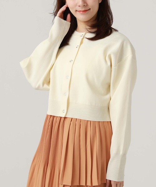 archives（アルシーヴ）の「スナップ釦クルーカーディガン（カーディガン/ボレロ・レディース・ブラック/ブルー/オフホワイト/グリーン/ラベンダー/オレンジ・MEDIUM）」の2枚目の写真