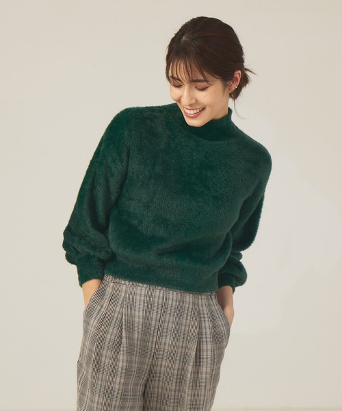 abahouse mavie(アバハウスマヴィ)の「ミックスフェザーヤーンモックネックプルオーバー(ニット/セーター・レディース・パープル/ライトグレー/グリーン・フリー)」の1枚目の写真