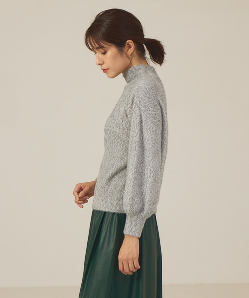 abahouse mavie(アバハウスマヴィ)の「ミックスフェザーヤーンモックネックプルオーバー(ニット/セーター・レディース・パープル/ライトグレー/グリーン・フリー)」の19枚目の写真